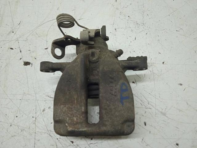 Suporte do freio traseiro direito 4401L1 PEUGEOT