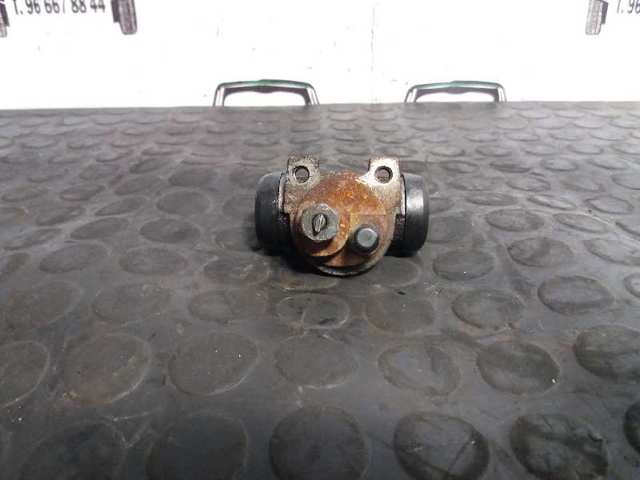 Cilindro traseiro do freio de rodas de trabalho 440266 PEUGEOT