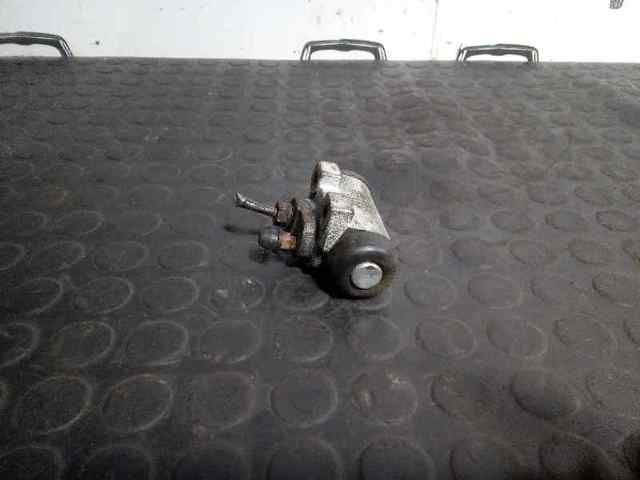 Cilindro traseiro do freio de rodas de trabalho 440298 PEUGEOT