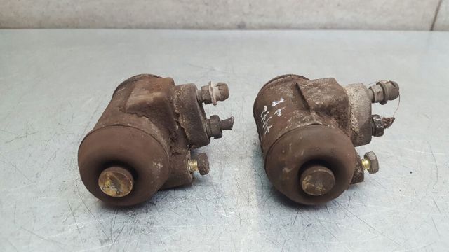 Cilindro traseiro do freio de rodas de trabalho 4402A4 PEUGEOT
