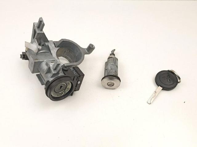 4408A040 Mitsubishi