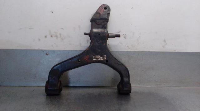 Braço oscilante inferior esquerdo de suspensão dianteira 4450109003 SSANG YONG