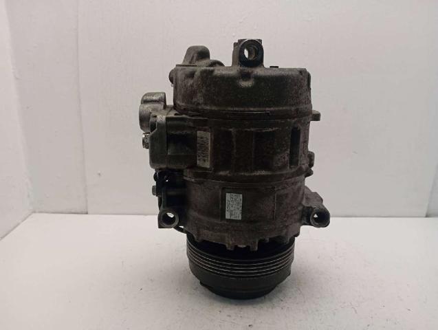 4472208025 BMW