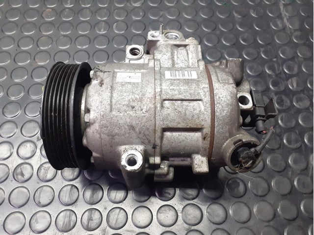4472208196 VAG