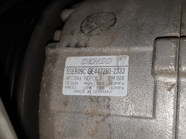4472602333 Toyota