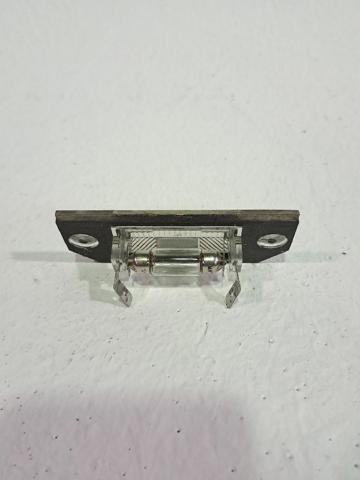Lanterna da luz de fundo de matrícula traseira 4502331 FORD