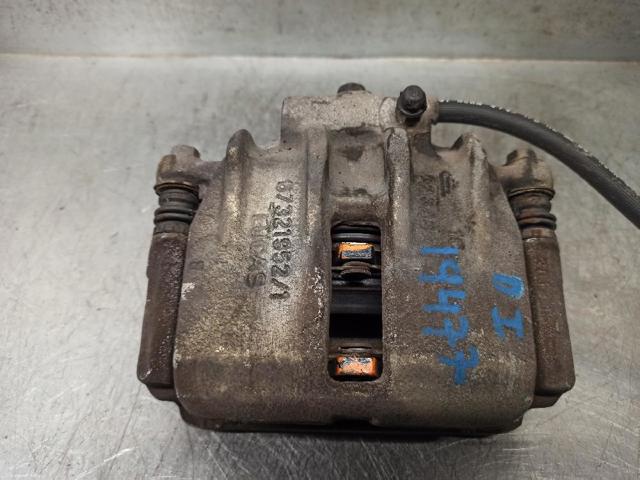 Suporte do freio dianteiro esquerdo 45023SK3E00 HONDA