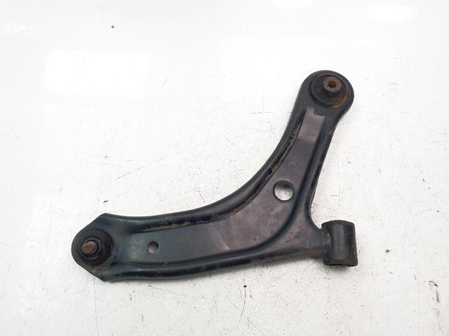 Braço oscilante inferior direito de suspensão dianteira 4520161M00000 SUZUKI