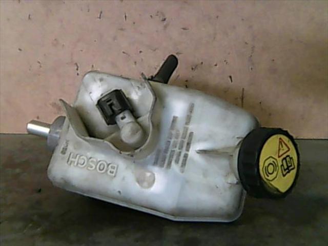 Cilindro mestre do freio 4525694 FORD