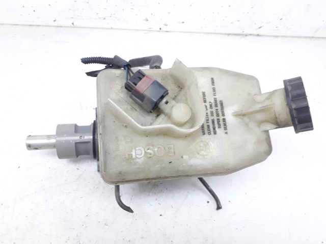 Cilindro mestre do freio 4525696 FORD