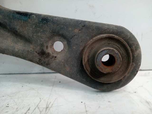 Bloco silencioso dianteiro do braço oscilante inferior 4526279J00 SUZUKI