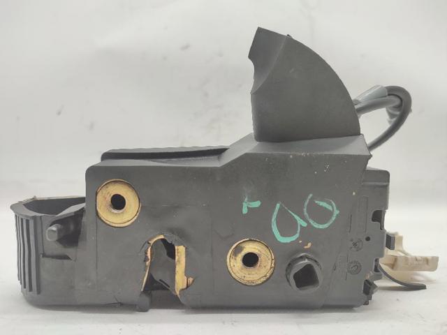 Fecho da porta dianteira direita 45387095 PEUGEOT