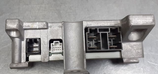 Unidade de controlo de reforçador elétrico do volante 4545450032 MERCEDES