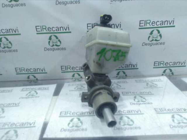 Cilindro mestre do freio 4601000QAM NISSAN