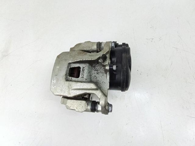Suporte do freio traseiro esquerdo 4605B843 MITSUBISHI