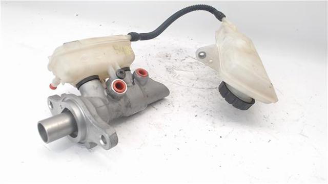 460910004R Renault (RVI)