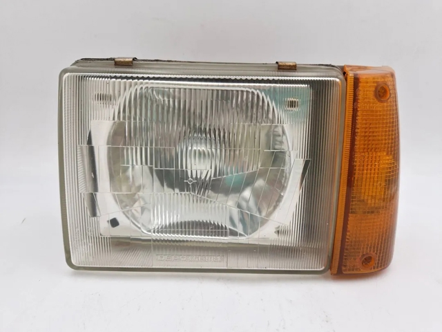 Luz esquerda 46421729 FIAT
