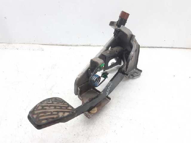 Pedal de embraiagem para Nissan X-Trail T31