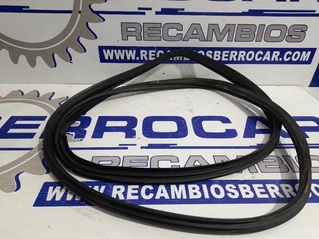 Compactador de porta-malas (de 3ª/5ª porta traseira) 46814082 FIAT