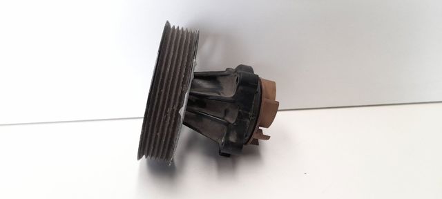 Bomba de água (bomba) de esfriamento 46819138 OPEL