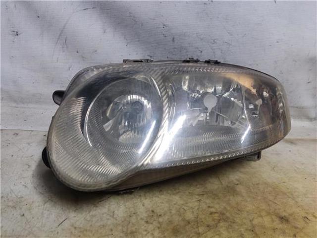 Luz esquerda 468261960 FIAT