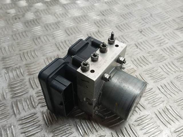 476602079R Renault (RVI)