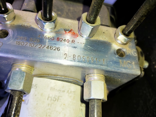 476608240R Renault (RVI)