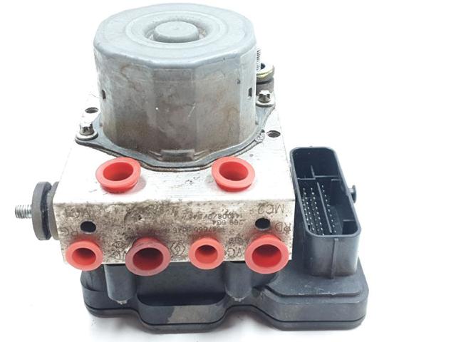476608845R Renault (RVI)