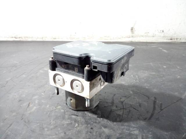 476608845R Renault (RVI)