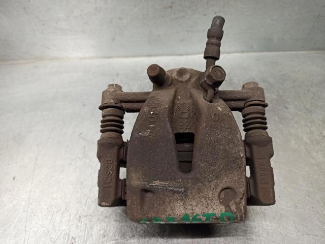 Suporte do freio traseiro direito 4773005070 TOYOTA