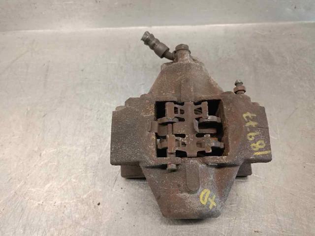 Suporte do freio traseiro direito 4773030420 TOYOTA