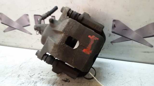 4775042040 Toyota