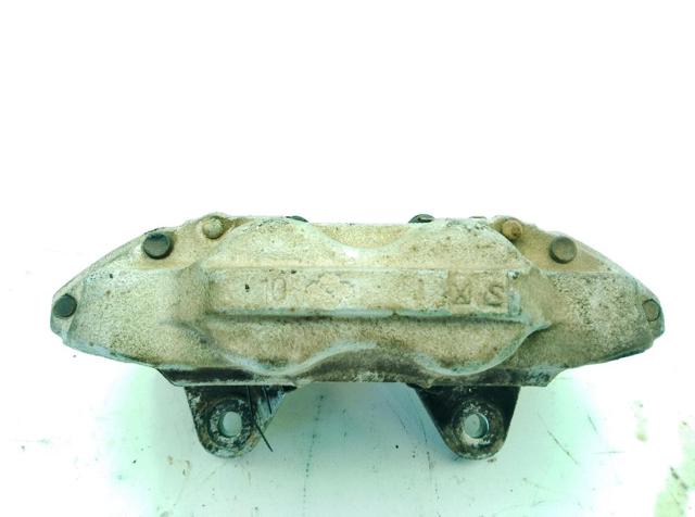 Suporte do freio dianteiro esquerdo 4775060261 TOYOTA