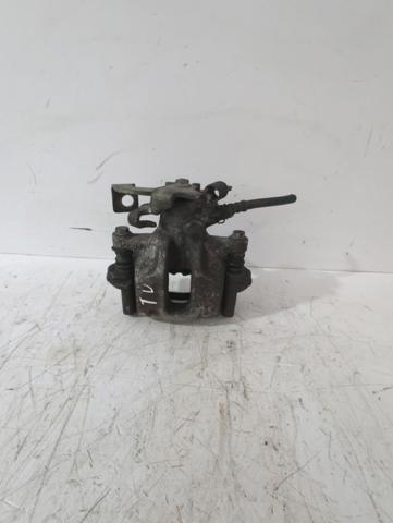 Suporte do freio traseiro direito 4783002100 TOYOTA