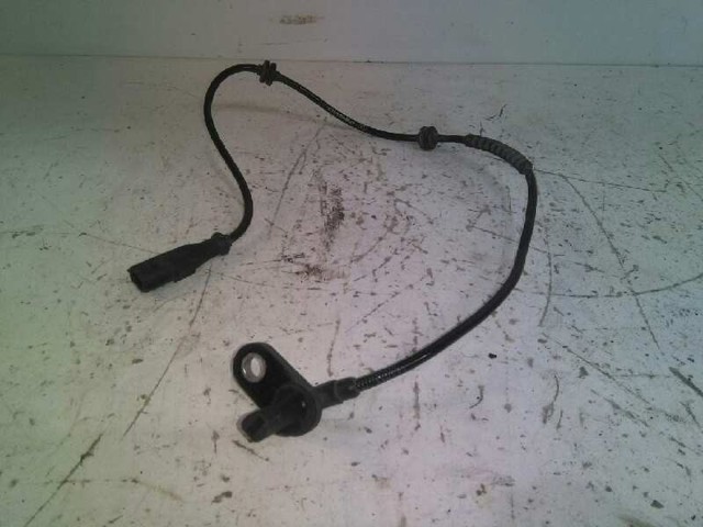 Sensor ABS traseiro direito 479000735R RENAULT