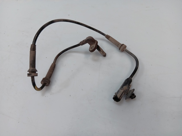 Sensor dianteiro de ABS 479104225R RENAULT