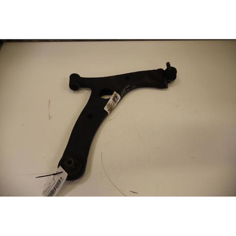 Braço oscilante inferior direito de suspensão dianteira 4806842040 TOYOTA
