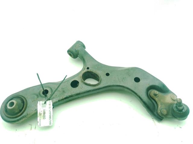 Braço oscilante inferior direito de suspensão dianteira 4806842050 TOYOTA