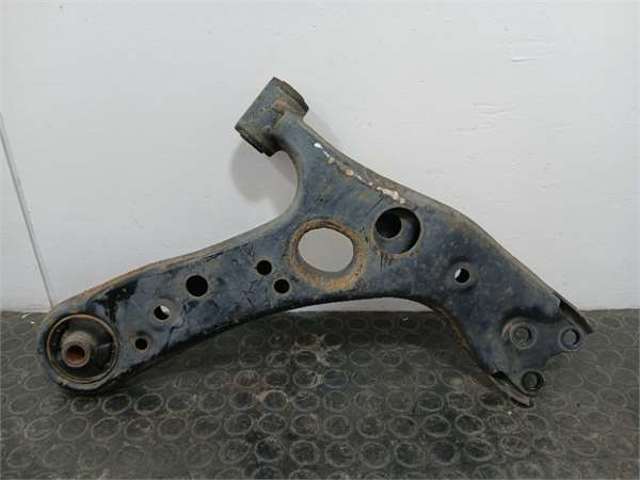 Braço oscilante inferior esquerdo de suspensão dianteira 4806947050 TOYOTA