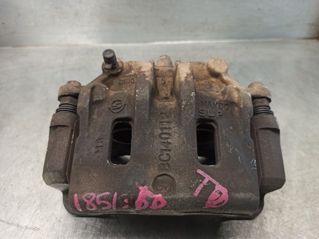 Suporte do freio dianteiro direito 4814009152 SSANG YONG