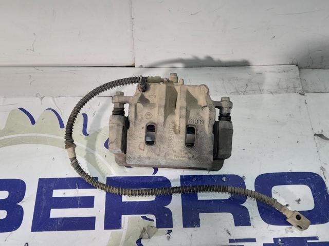 Suporte do freio dianteiro direito 4814009152 SSANG YONG
