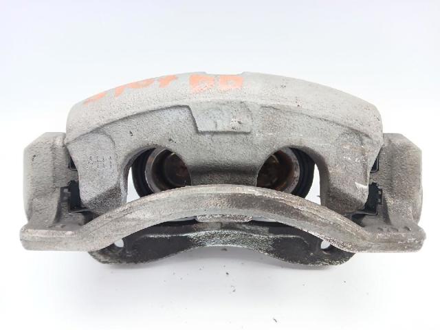 Suporte do freio dianteiro direito 4814034050 SSANG YONG