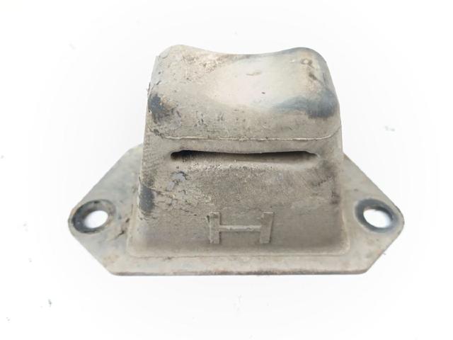 Grade de proteção do eixo traseiro 4830660180 TOYOTA
