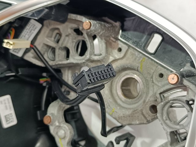 484000642R Renault (RVI)