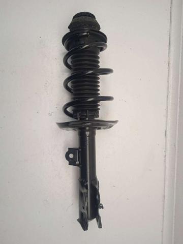 Amortecedor dianteiro esquerdo 4852052F80 TOYOTA
