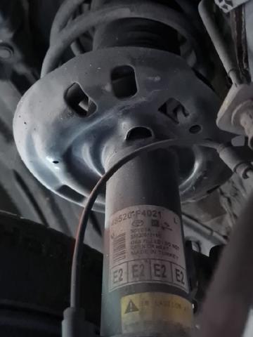 Amortecedor dianteiro esquerdo 48520F4021 TOYOTA