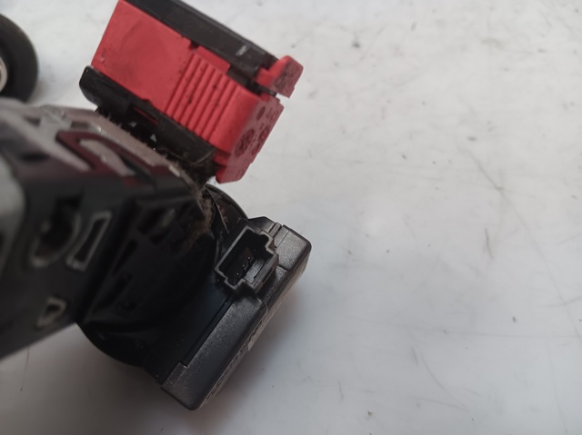 487003947R Renault (RVI)