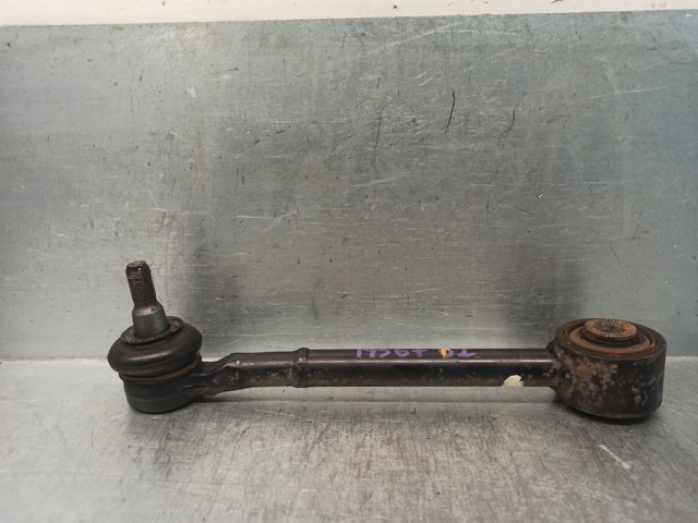 Barra transversal de suspensão traseira 4871072010 TOYOTA