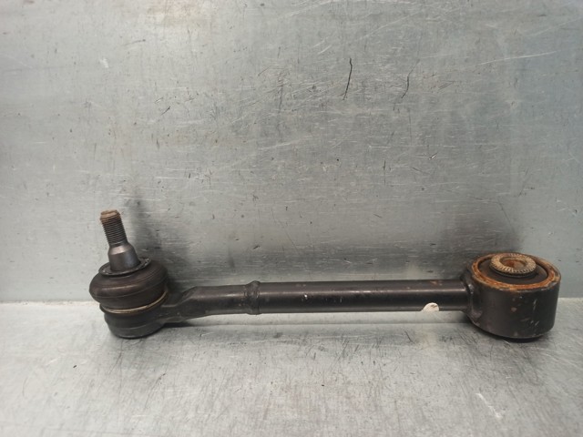 Barra transversal de suspensão traseira 4871072010 TOYOTA