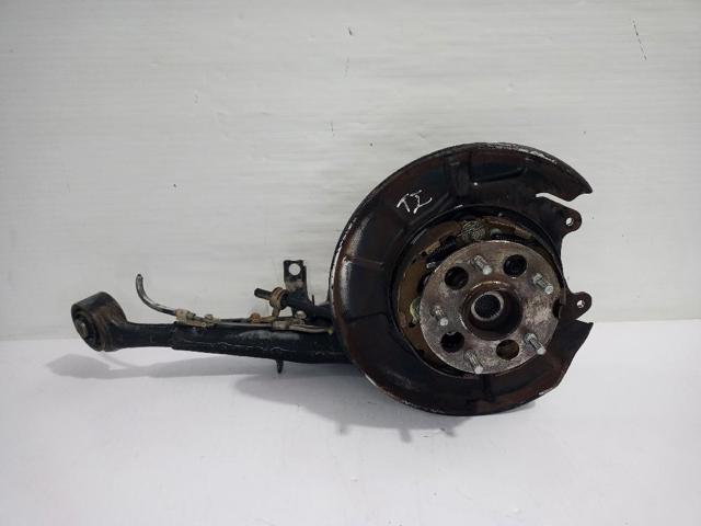 Braço oscilante (tração) longitudinal inferior esquerdo de suspensão traseira 4872042030 TOYOTA